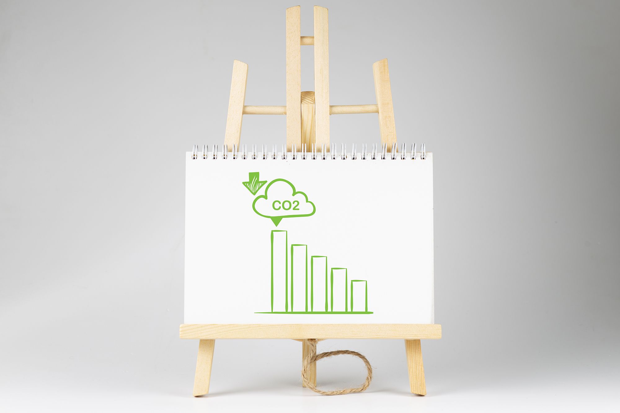 White,Board,Showing,Co2,Gas,,Carbon,Emission,Reduction,Icon,With