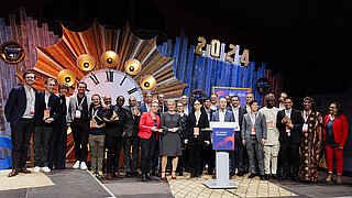 Set Award Ceremony,