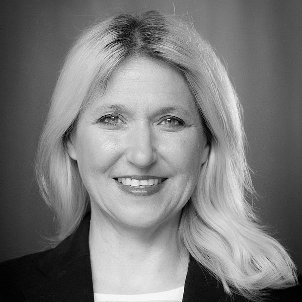 Bild von Silke Launert in schwarz weiß