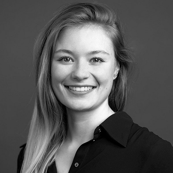 Portrait von Laura Droste