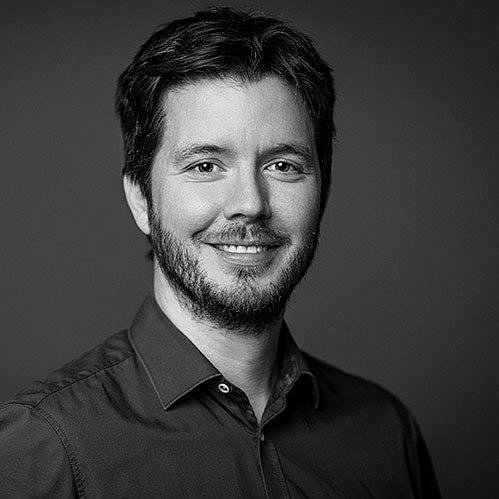 Foto von Klaus Völler in schwarz weiß