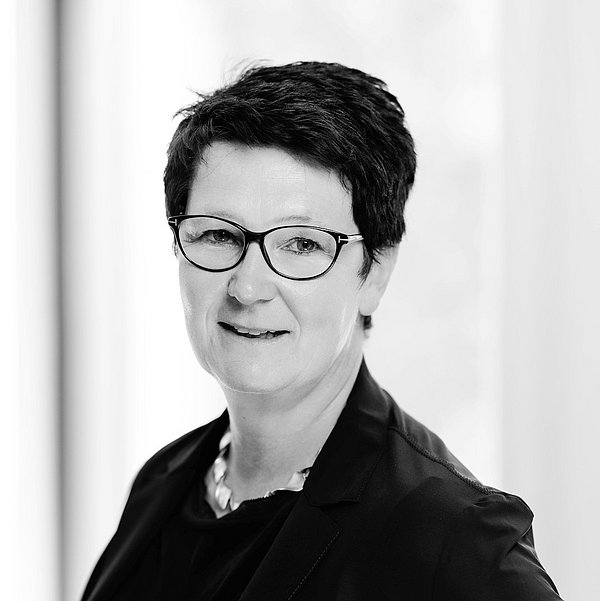 Bild von Christina Ebel in schwarz weiß