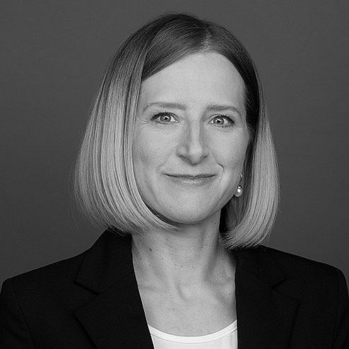 Foto von Katharina Umpfenbach in schwarz weiß