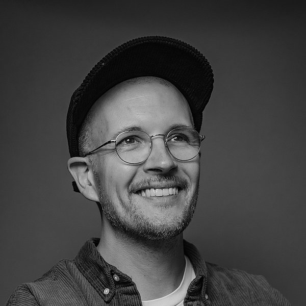 Foto von Nicolai Shimmels in schwarz weiß