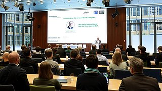 Impulsvortrag: Infrastruktur für erneuerbare Energien: Wo steht Deutschland bei der Energiewende?