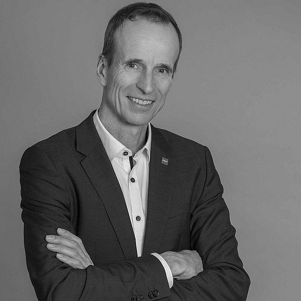 Bild von Martin Sambale in schwarz weiß