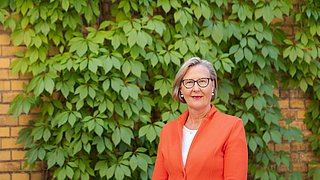 Profilbild der Geschäftsführerin Kristina Haverkamp