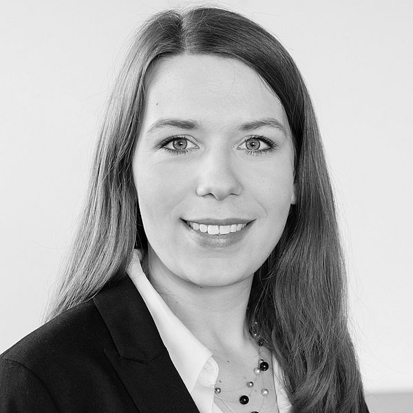 Foto von Anna Weiß in schwarz weiß