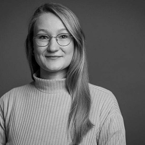 Portrait der dena-Mitarbeiterin Sophia Reschke