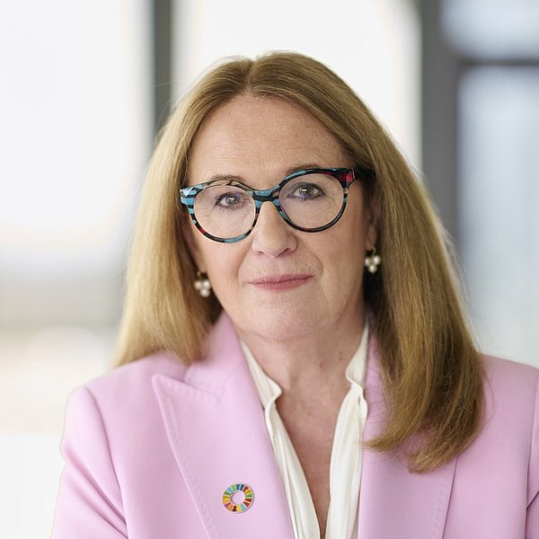 Ingrid-Gabriela Hoven