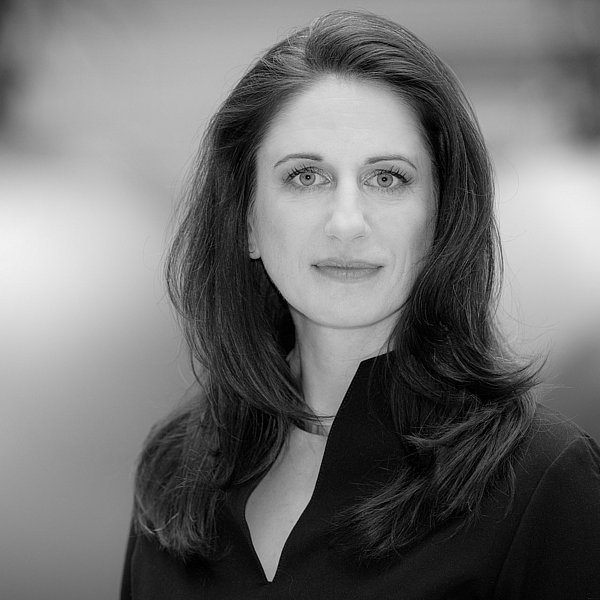 Foto von Wiebke Merbeth in schwarz weiß