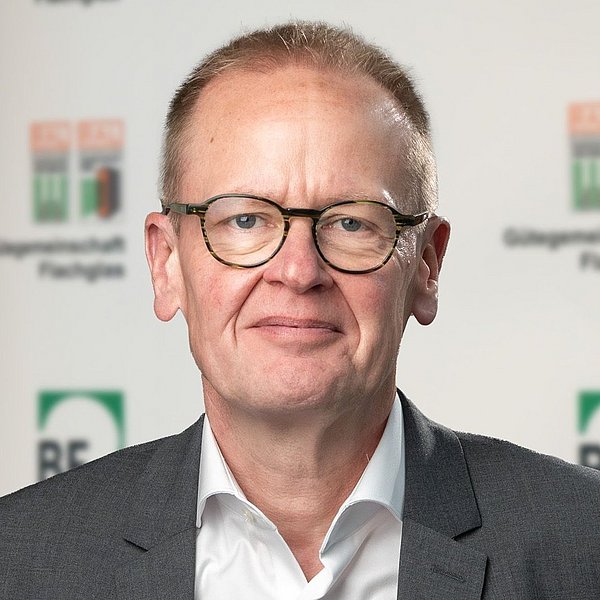 Porträt von  Jochen Grönegräs