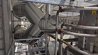 Bild eines Wärmetauschers in einer Fertigungsanlage