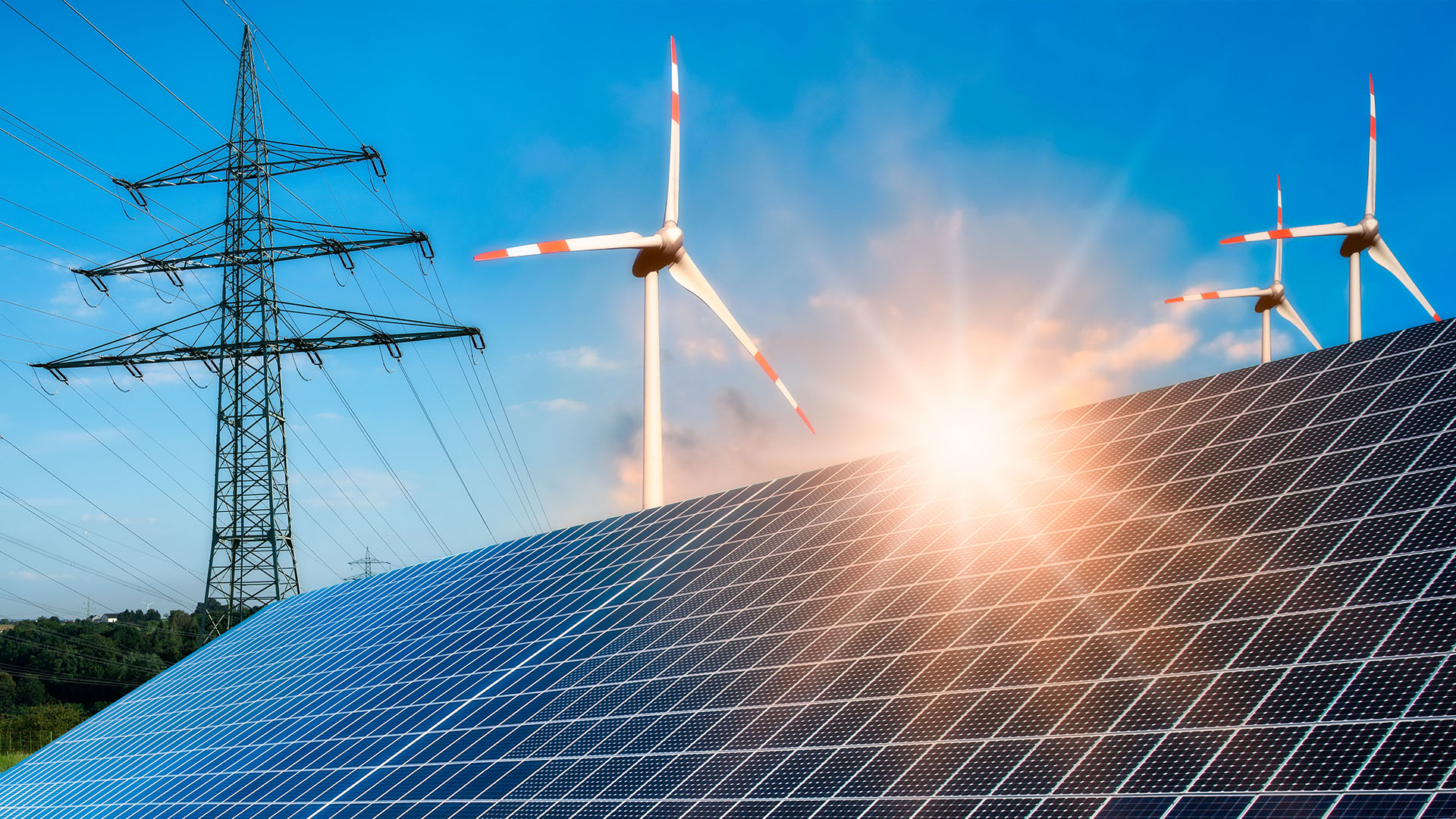 Strommast, Windräder und Solarpaneelen