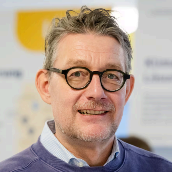 Portraitbild von Hartwig Kallhöfer