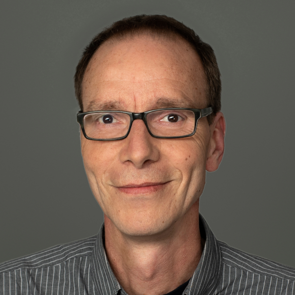 Portraitbild von Frank Bergmann