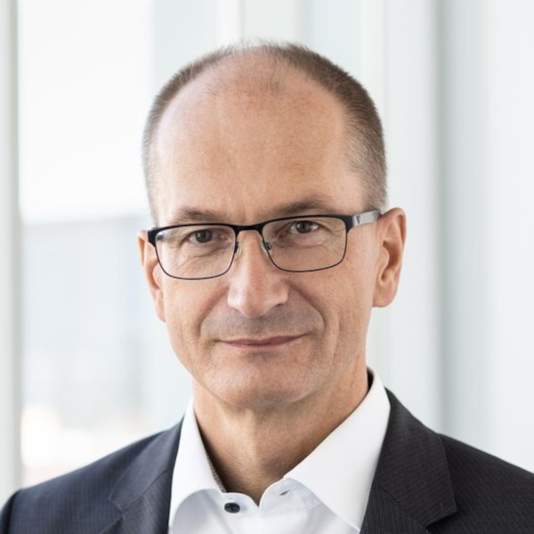 Protraitbild von Dr. Erik Landeck