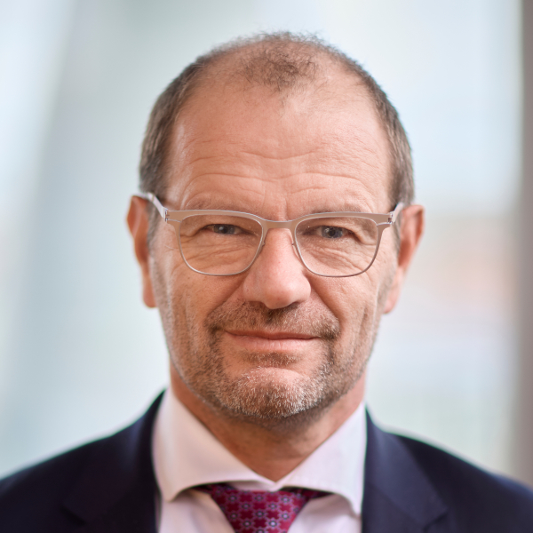 Porträtfoto von Stefan Kapferer
