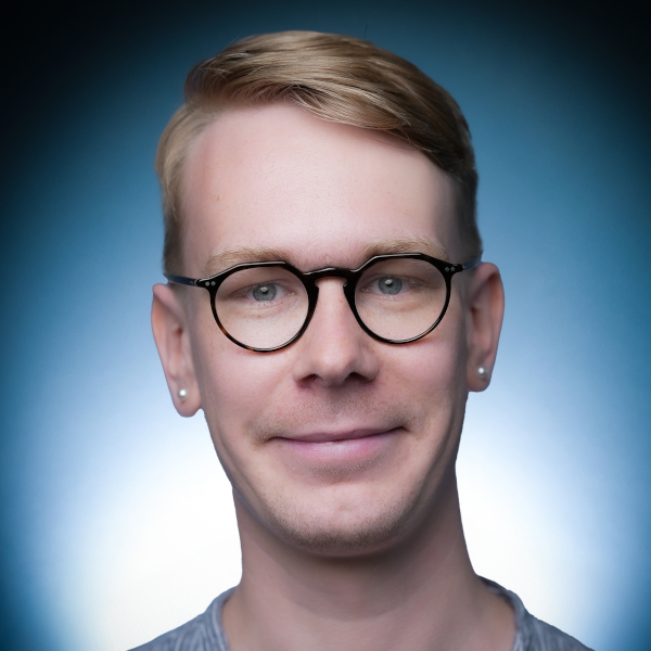 Portraitbild von Till Stehr