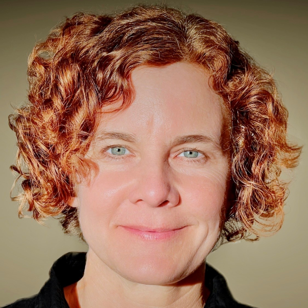 Portraitbild von Andrea Harrer