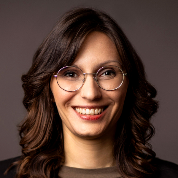 Portraitbild von Dr. Astrid Weyand